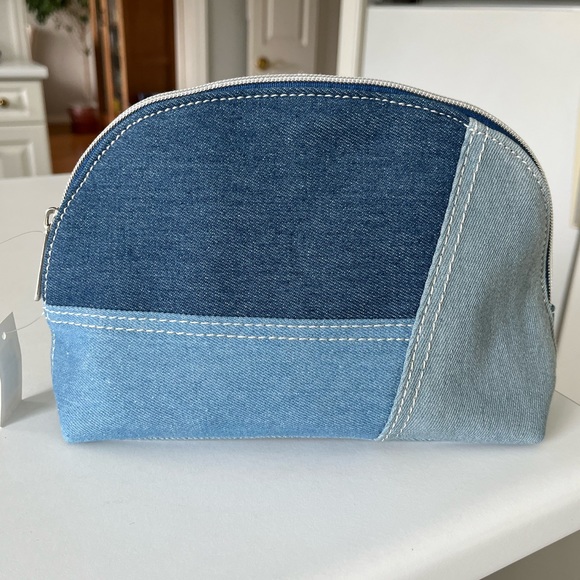 SpaceNK cosmetic bag (25cmx17xcm) - Picture 1 of 5